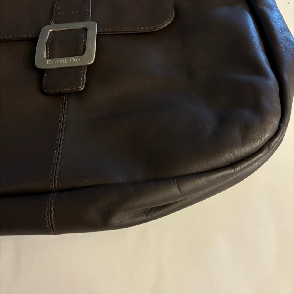 Kenneth Cole N.Y. Vintage Dark Brown Leather Shoulder Bag - Picture 8 of 12